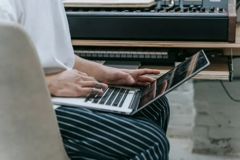 Best Music Blogs to Follow