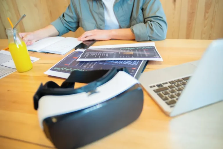 How newsfaire.com relates to modern online magazines and culture content